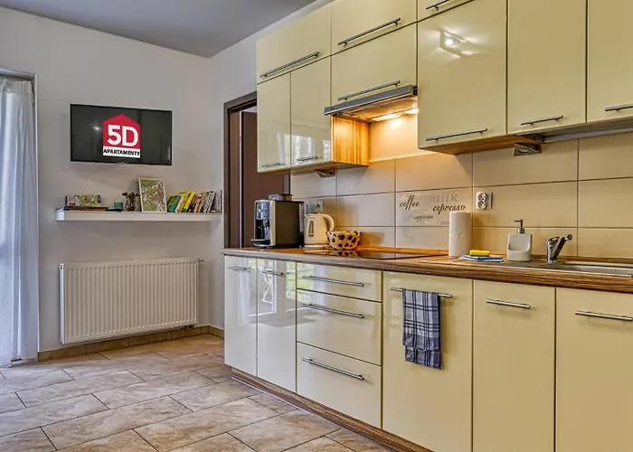 Pod Lasem - 5d Apartment *